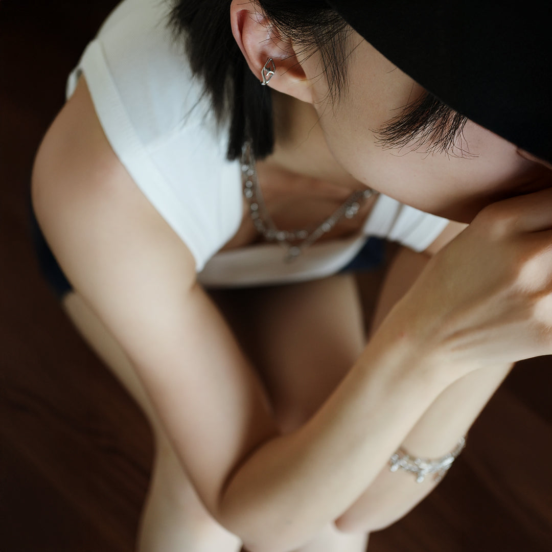 Star Hollow Ear Cuff