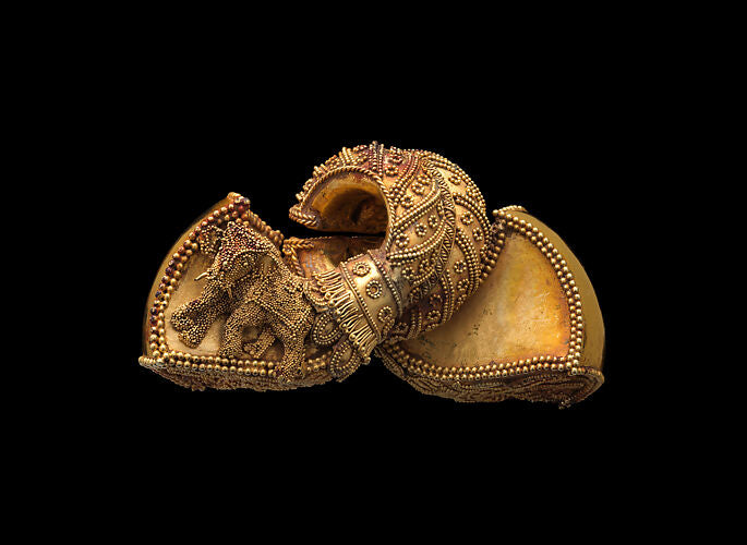 Ancient Indian gold royal ear ornament, circa 1st century BCE, The Metropolitan Museum of Art