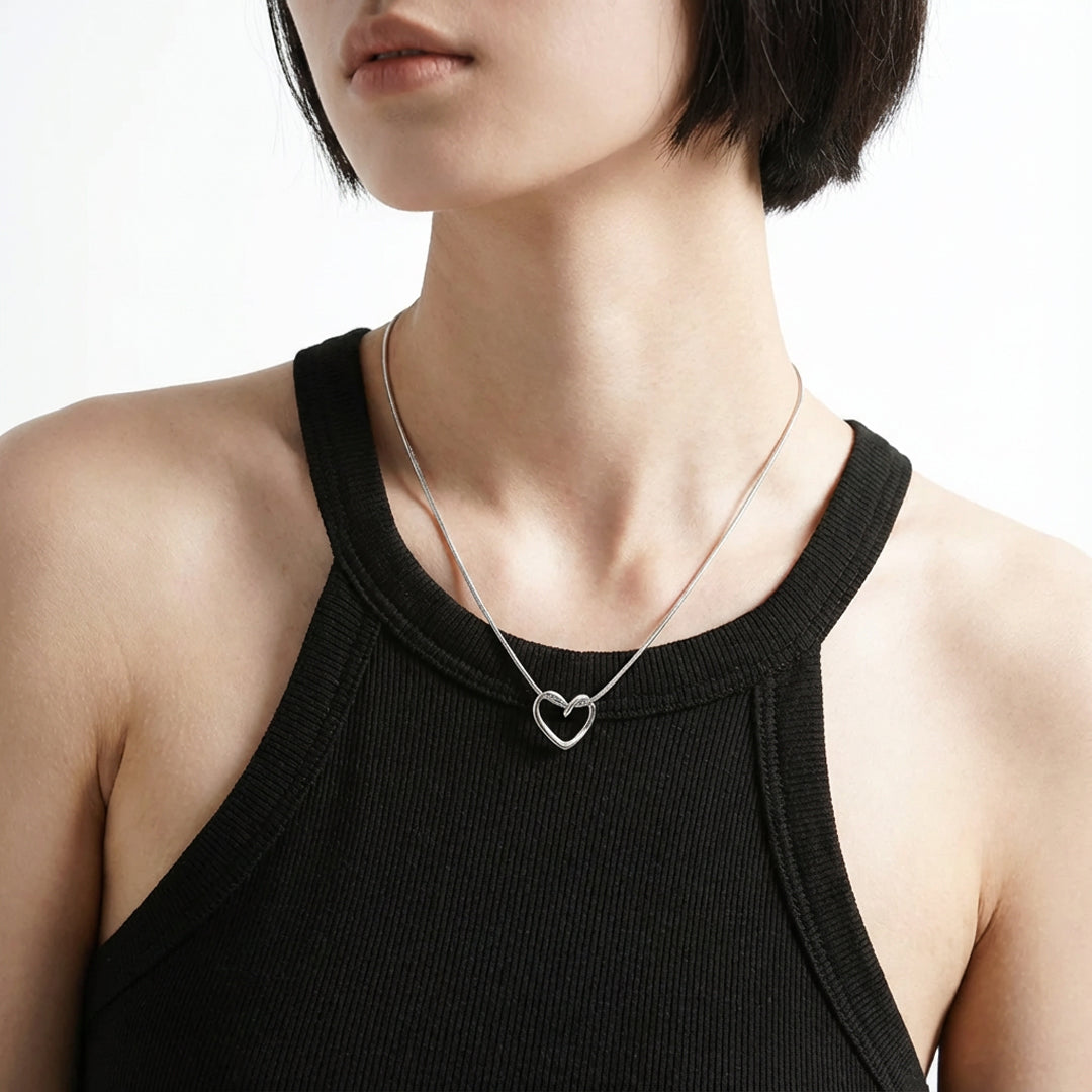 Wavy Heart Necklace