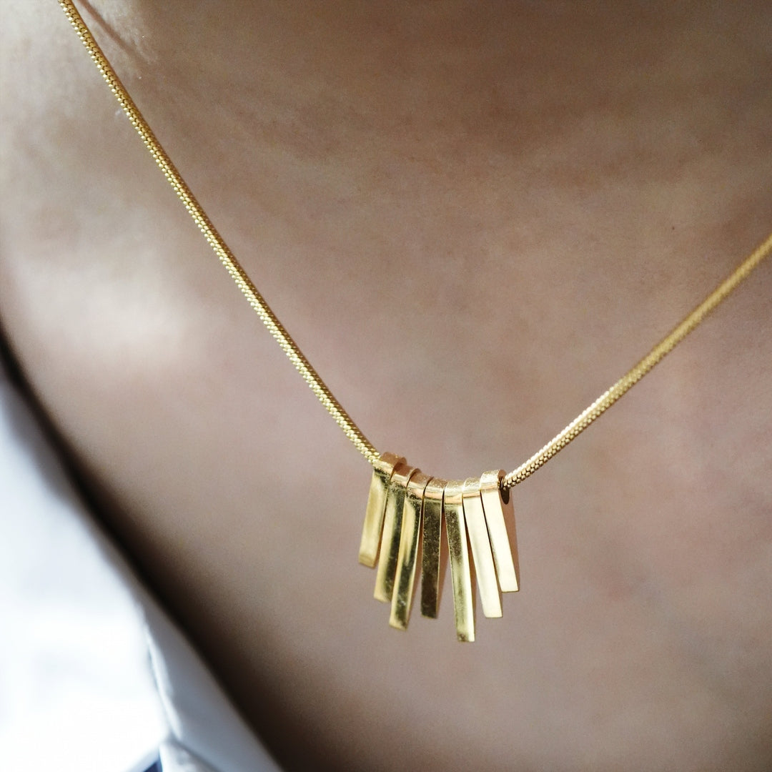 90ninetys,90ninety’s,necklace, gold pendant necklace, Tassel pendant, gold snake bone chain