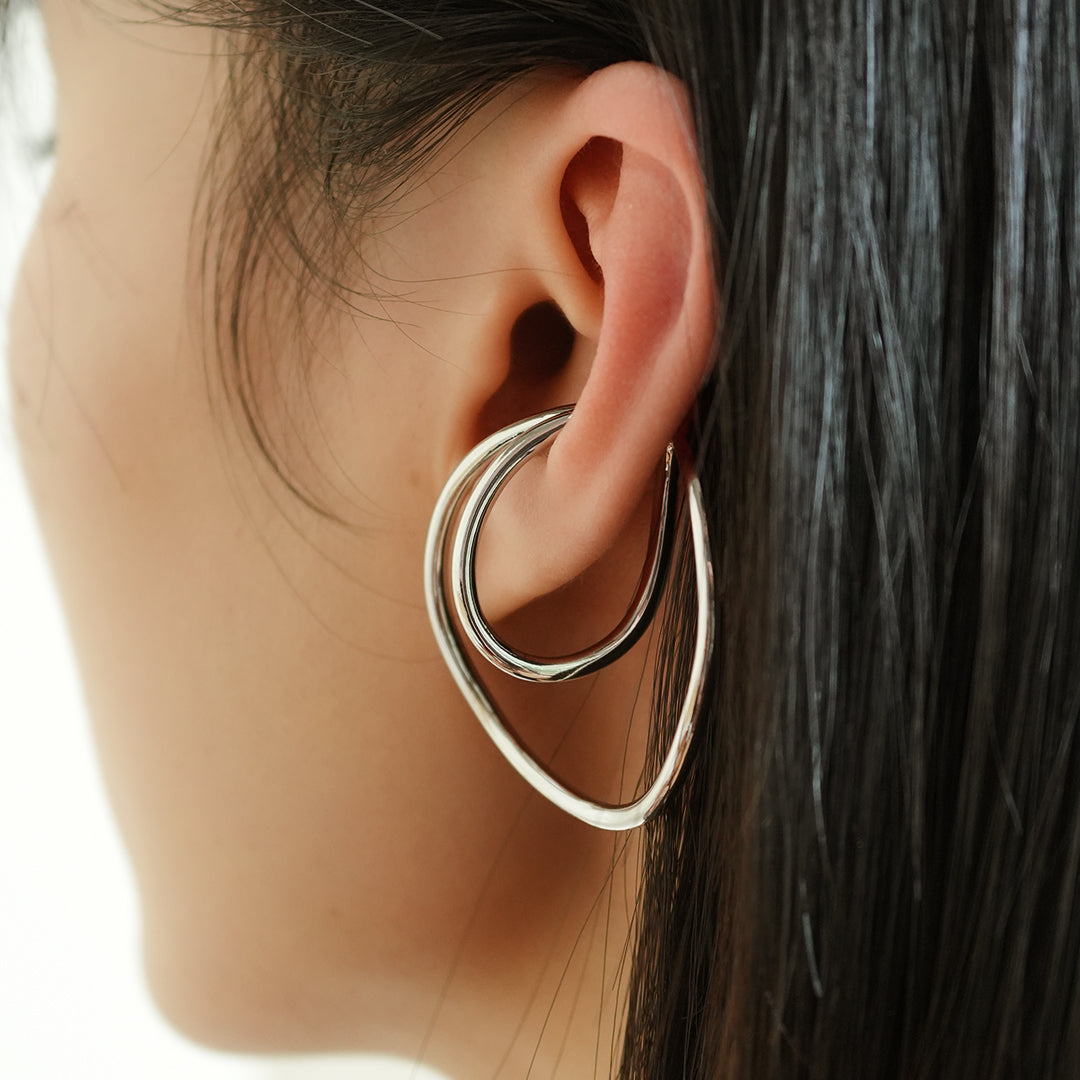 Hooping Ear Cuff