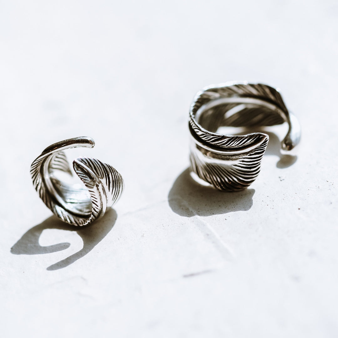 【Preorder】Feather Ear Cuff
