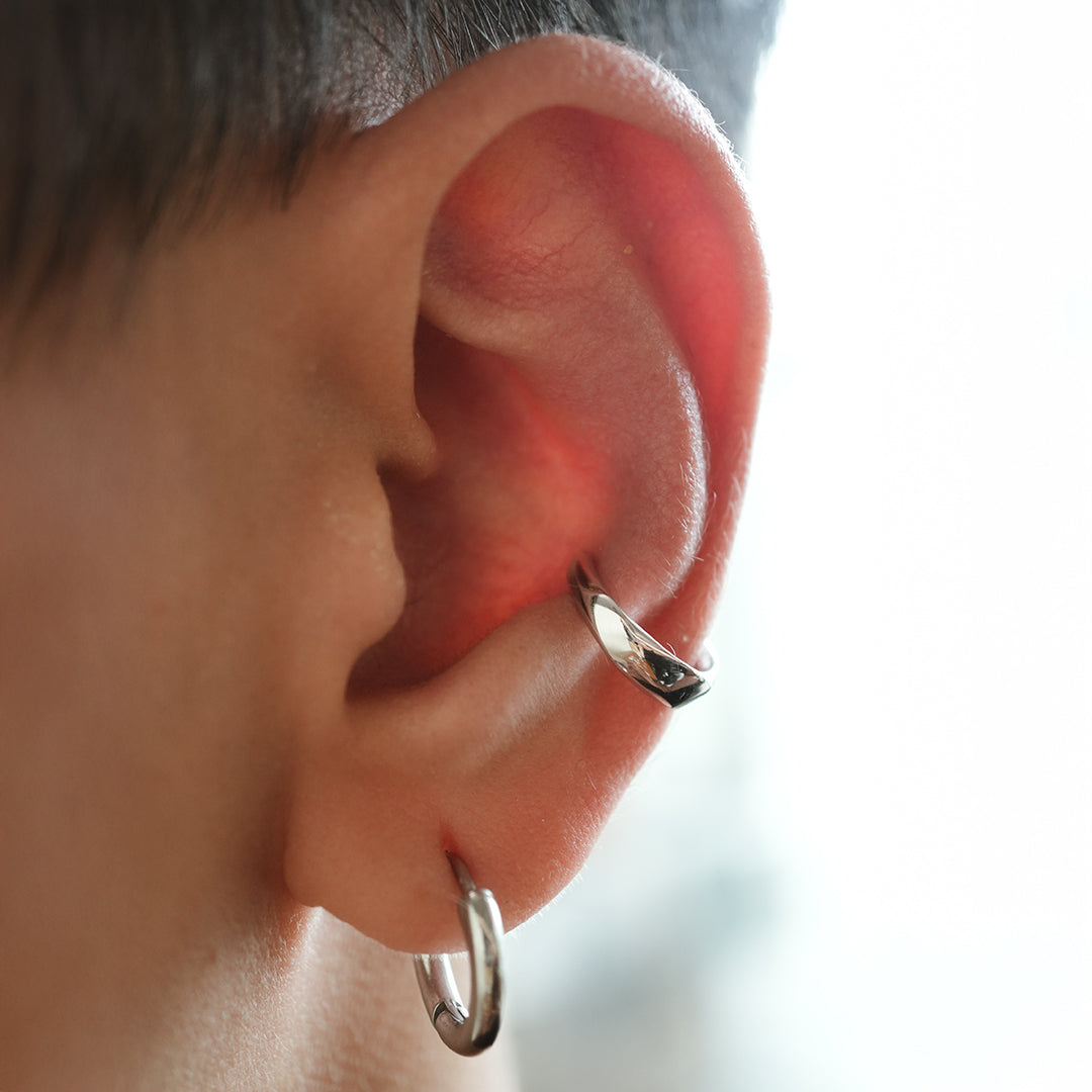 Minimalist No.2 Ear Cuff